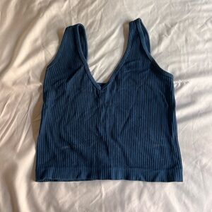 Dark blue ribbed crop top